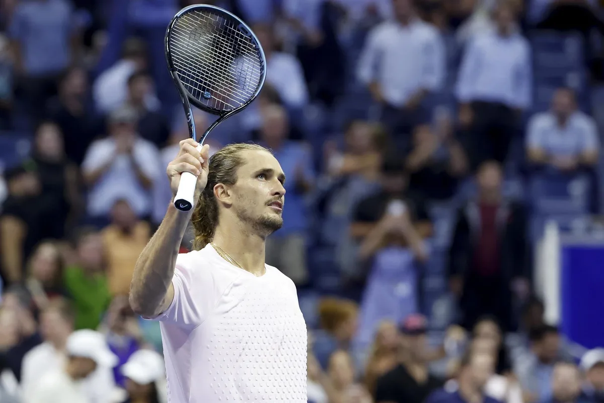 AMP. Zverev elimina por la vía rápida a Kachanov y jugará la final ante Shelton, verdugo de Tiafoe