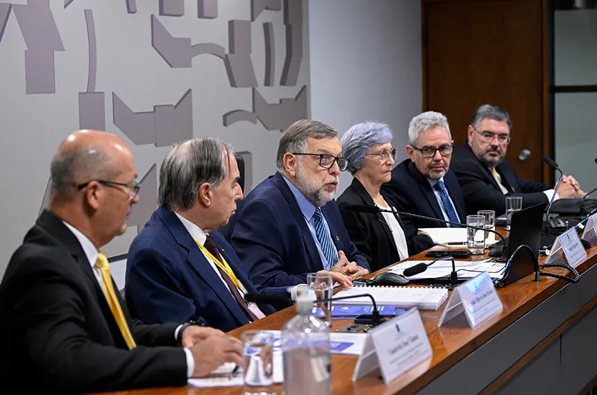 Debatedores defendem imunidade tributária para instituições filantrópicas