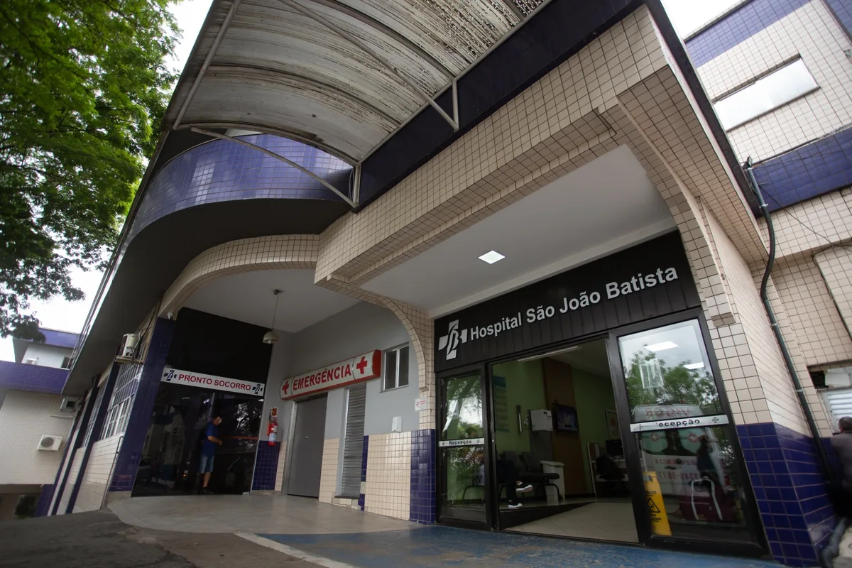 Acidente mata mulher e deixa outra gravemente ferida na BR-393, em Volta Redonda