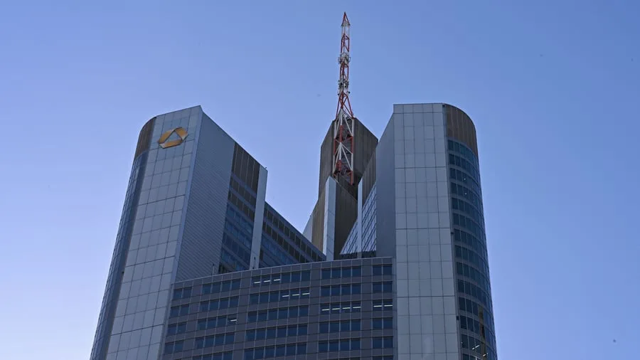 Banken: EZB genehmigt laut Unicredit Übernahme von Commerzbank-Anteilen