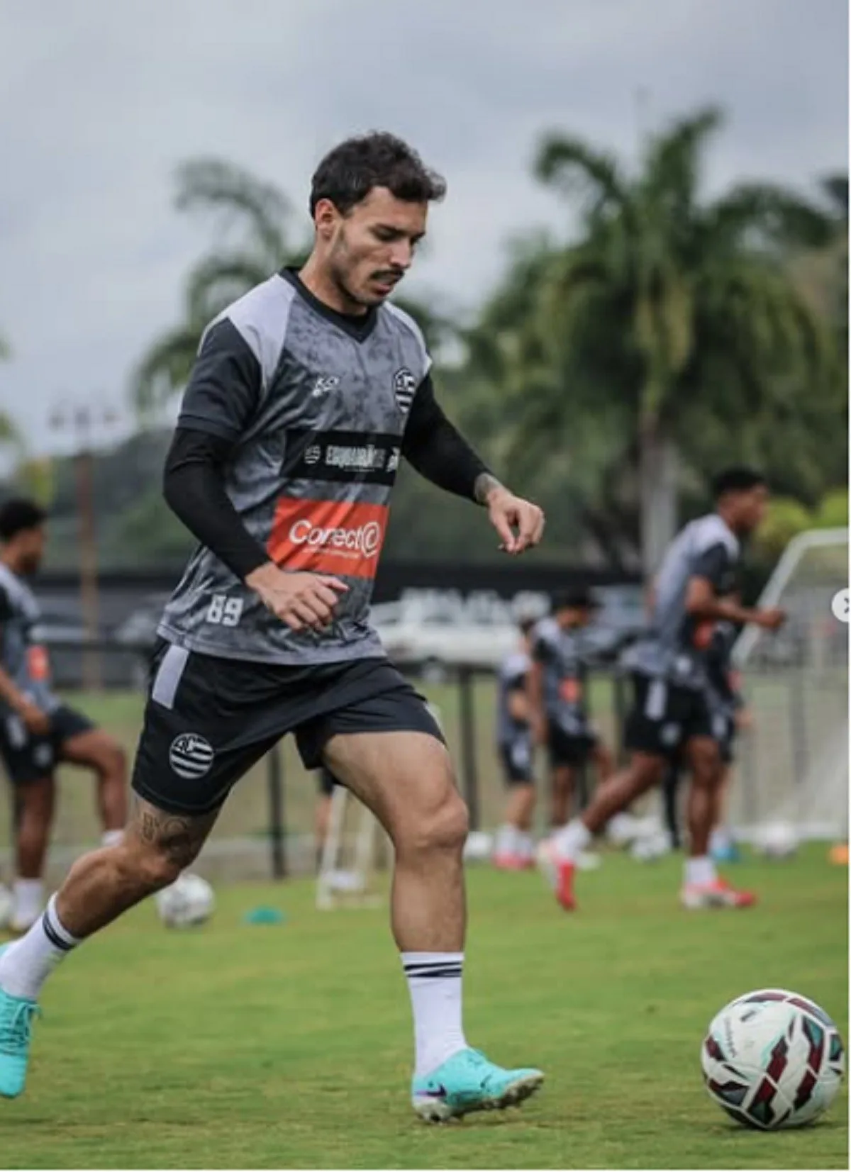 Zeca tem lesão muscular e desfalca Athletic na sequência da Série B