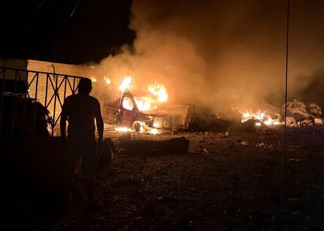 Frappes russes sur Kiev : au moins quinze morts et une défense aérienne sous pression