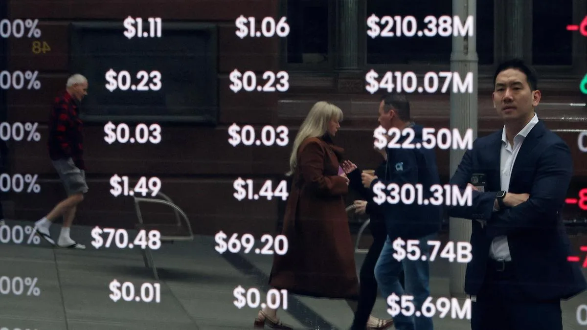 Tech surge drives ASX 200 higher despite slump across energy, utility sectors