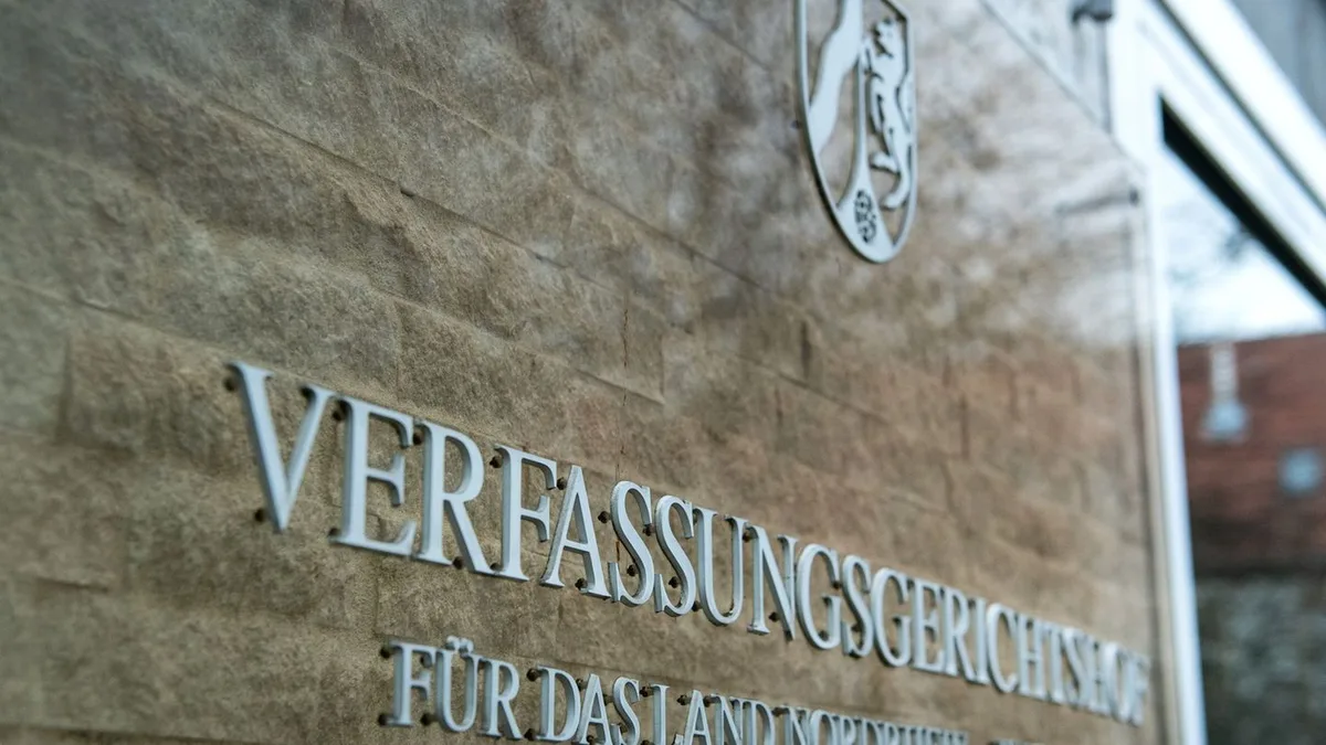 Rechtsstreit: Recht auf Ganztagsschule: Kommunen prüfen Verfassungsklage