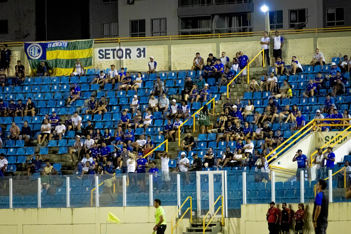 Confiança teve prejuízo em nove dos 10 jogos em casa na Série C