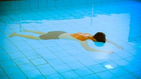 Fehlende Risikobewertung: Datenschutz stoppt KI-Überwachung in Bremer Schwimmbad