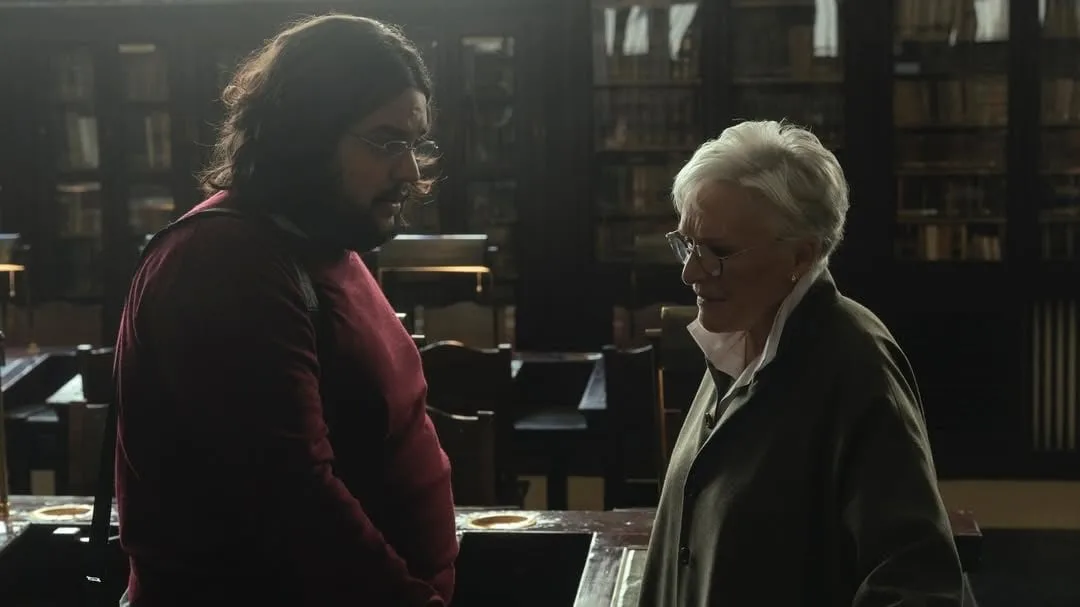 Los Javis revelan cómo conocieron a Glenn Close y la obra que esta les pidió adaptar antes de ‘La bola negra’: “No podemos mejorar esa película”