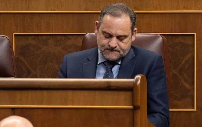 Ábalos recurrirá ante el TC su condena porque le juzgó el Supremo cuando ya no era diputado: "Crearon una norma procesal"