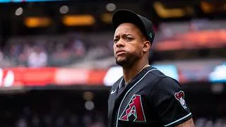 MLB: Ketel Marte enciende las alarmas en Arizona tras sufrir molestias en la rodilla