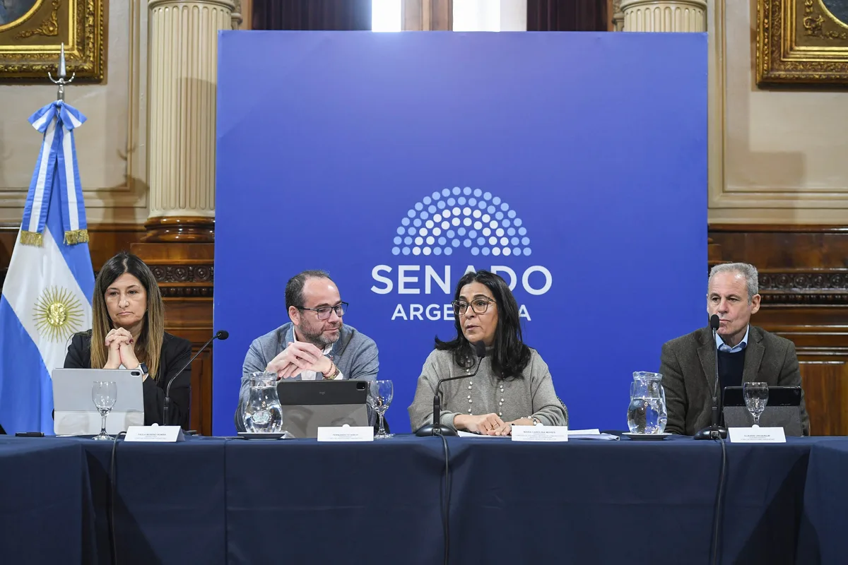 Fopea reclamó un nuevo estatuto del periodista para frenar la creciente vulnerabilidad de la profesión