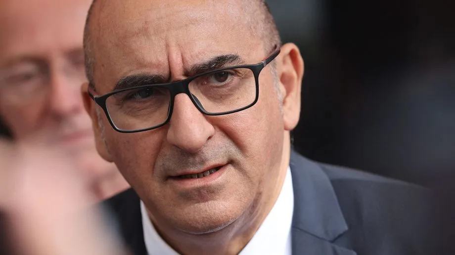 "Aucune piste n'est privilégiée" indique Laurent Nuñez après le déraillement d'un train entre Rouen et Caen