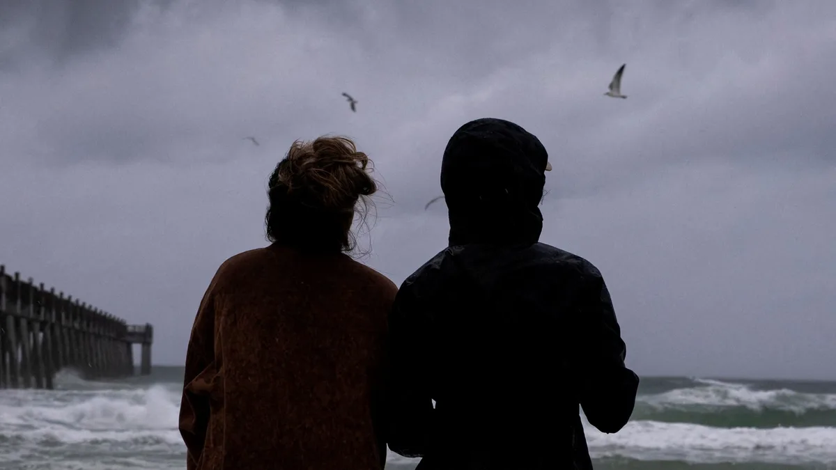 When does Hurricane Isaias make landfall today? Latest updates as Florida faces power outages and extreme wind warnings