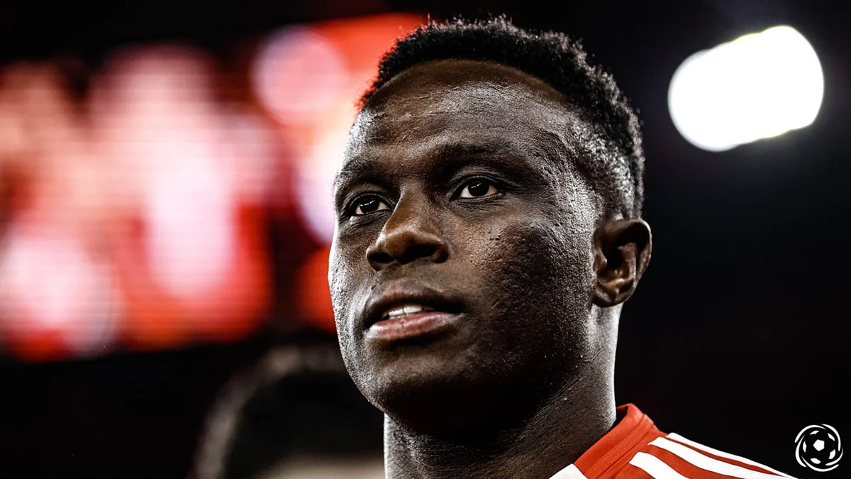 Bruma rescinde contrato com o Benfica e é reforço do Aris de Salónica