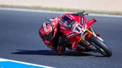 Superbikes: Bulega vence e iguala recorde, Miguel Oliveira termina em quarto