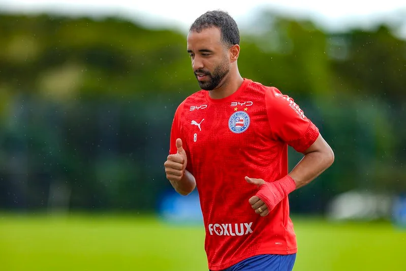 Sem Acevedo, Bahia pode ter Caio Alexandre titular pela primeira vez no segundo semestre