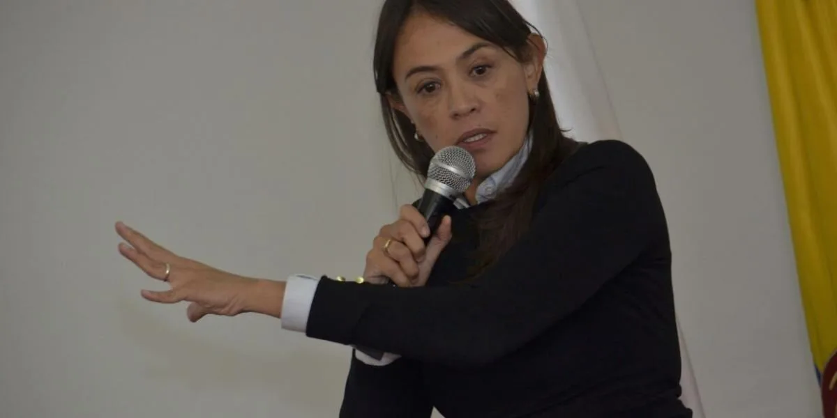 La gerente de Rtvc, Ángela Mora, fue denunciada ante la Procuraduría: el Pacto Histórico cuestionó el ‘apagón’ en las emisoras de paz y en el sistema informativo