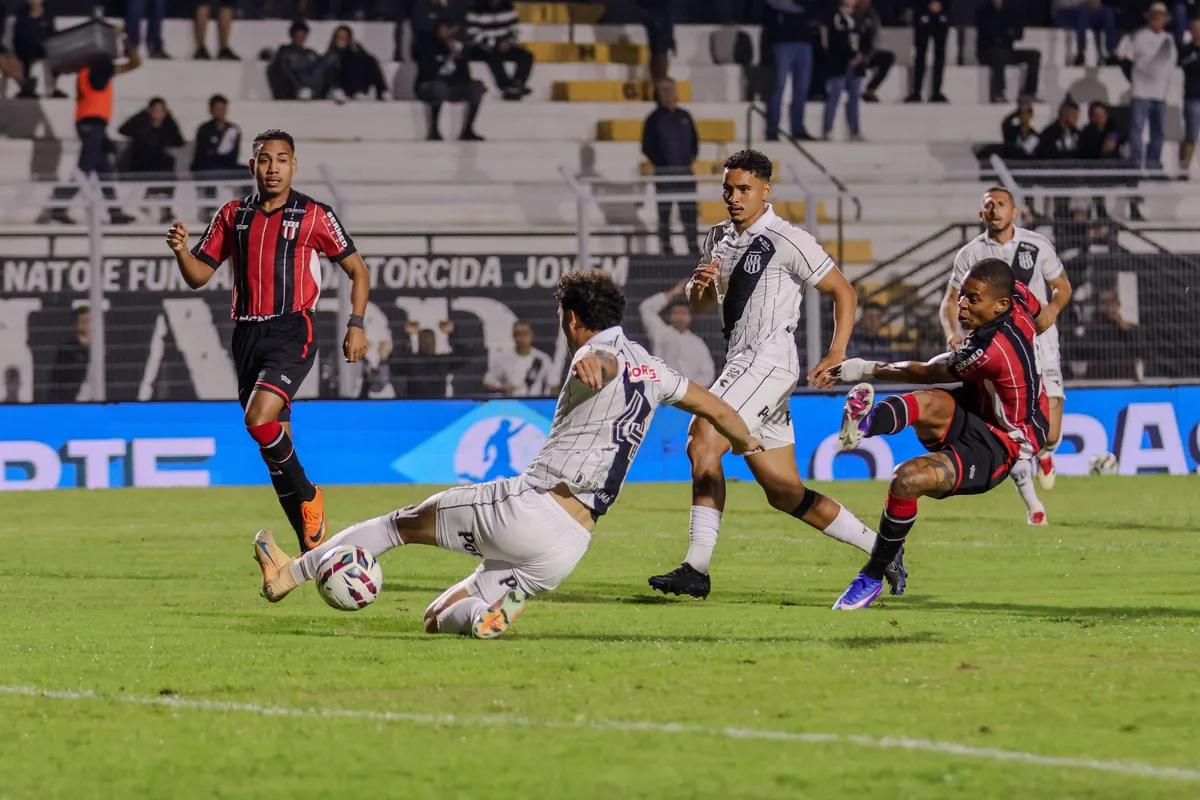Adversário da Ponte demonstra empatia antes de jogo: "Já estive nesta situação”