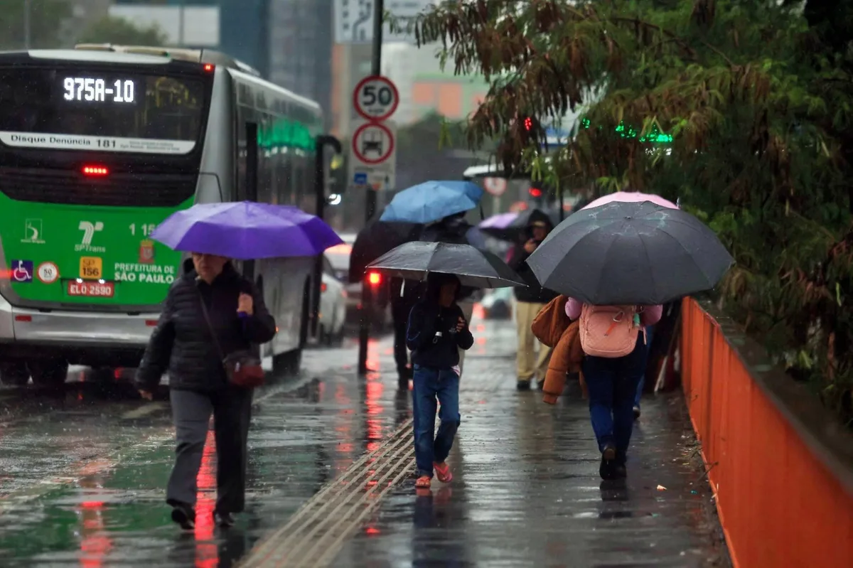São Paulo segue em alerta de perigo para tempestades; veja previsão
