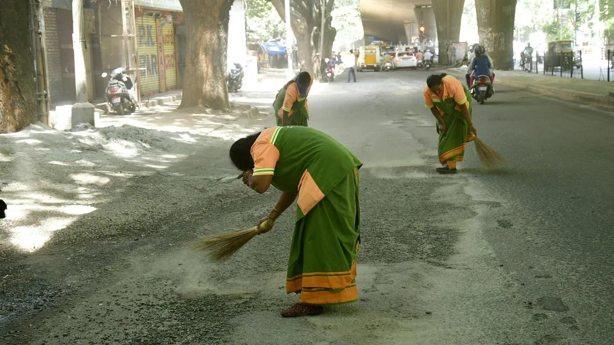 Focus on welfare, education of pourakarmikas’ children: Commission member