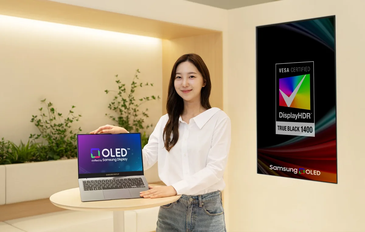 PC 시장 고급화에 OLED 수요 급증…삼성·LG디스플레이 ‘탠덤’ 기술 경쟁