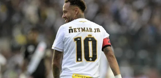Conheça os jogadores de futebol mais caros da história de cada país