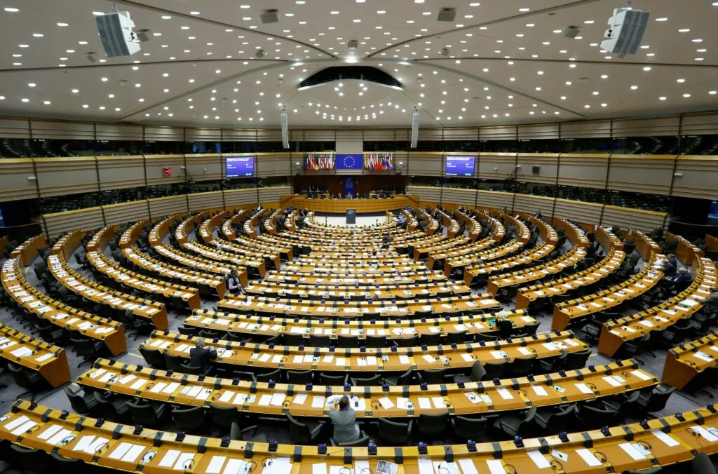 Parlamento Europeu critica proposta “pouco ambiciosa” da Irlanda para orçamento da UE