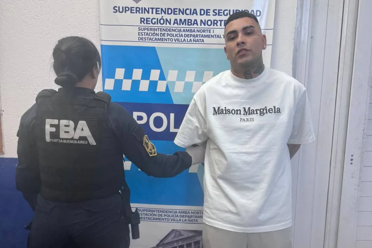 Callejero Fino recibió la prisión domiciliaria y se reencontró con su familia