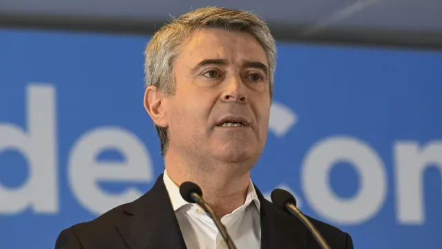 Caso Luís Neves "está a degradar a autoridade política do Estado", diz PS