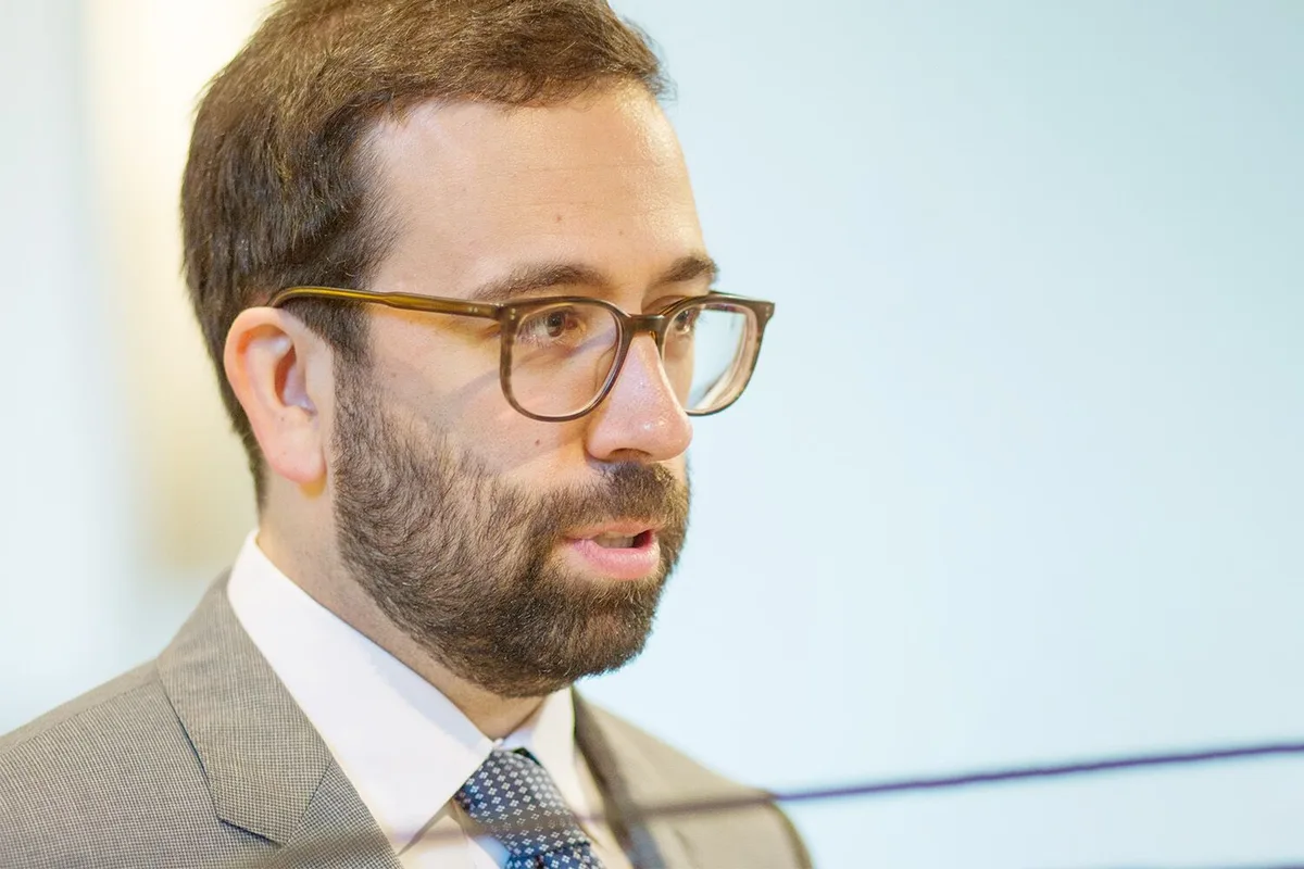 FMI afastou Ricardo Reis por criticar Trump? A acusação, o desmentido, o que falta explicar