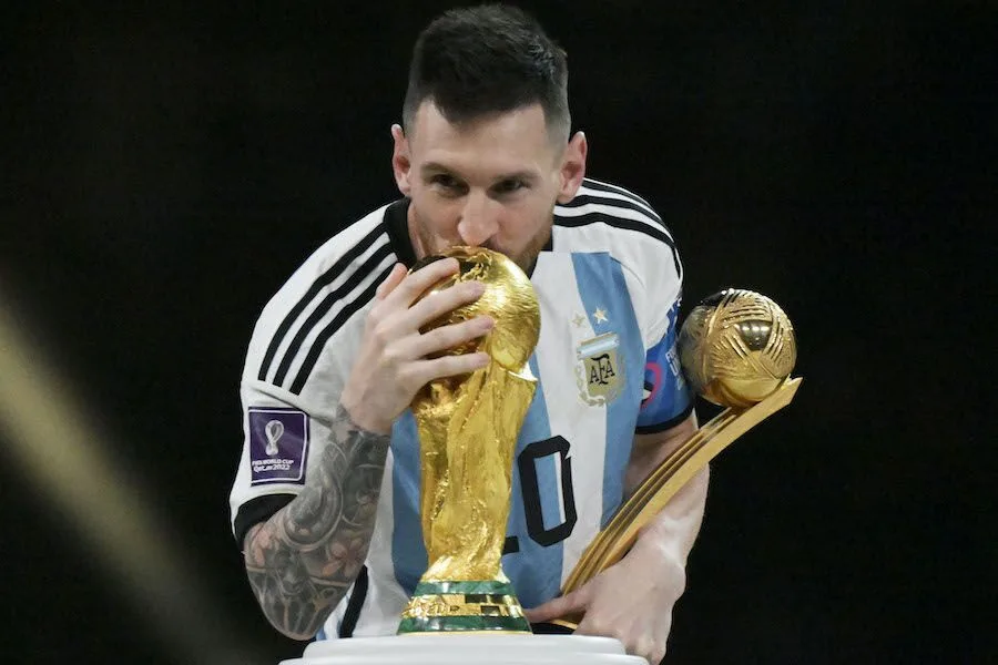 Messi deixa a seleção argentina, 21 anos depois
