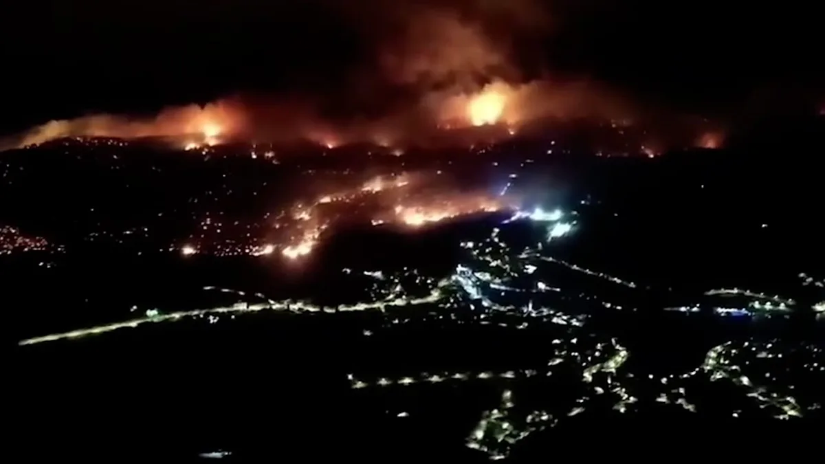 Verheerende Waldbrände - Koratien-Urlauber von Flammen umzingelt