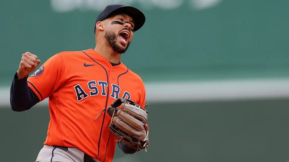 Carlos Correa Could Give Houston Astros Boost In Wild AL Playoff Chase