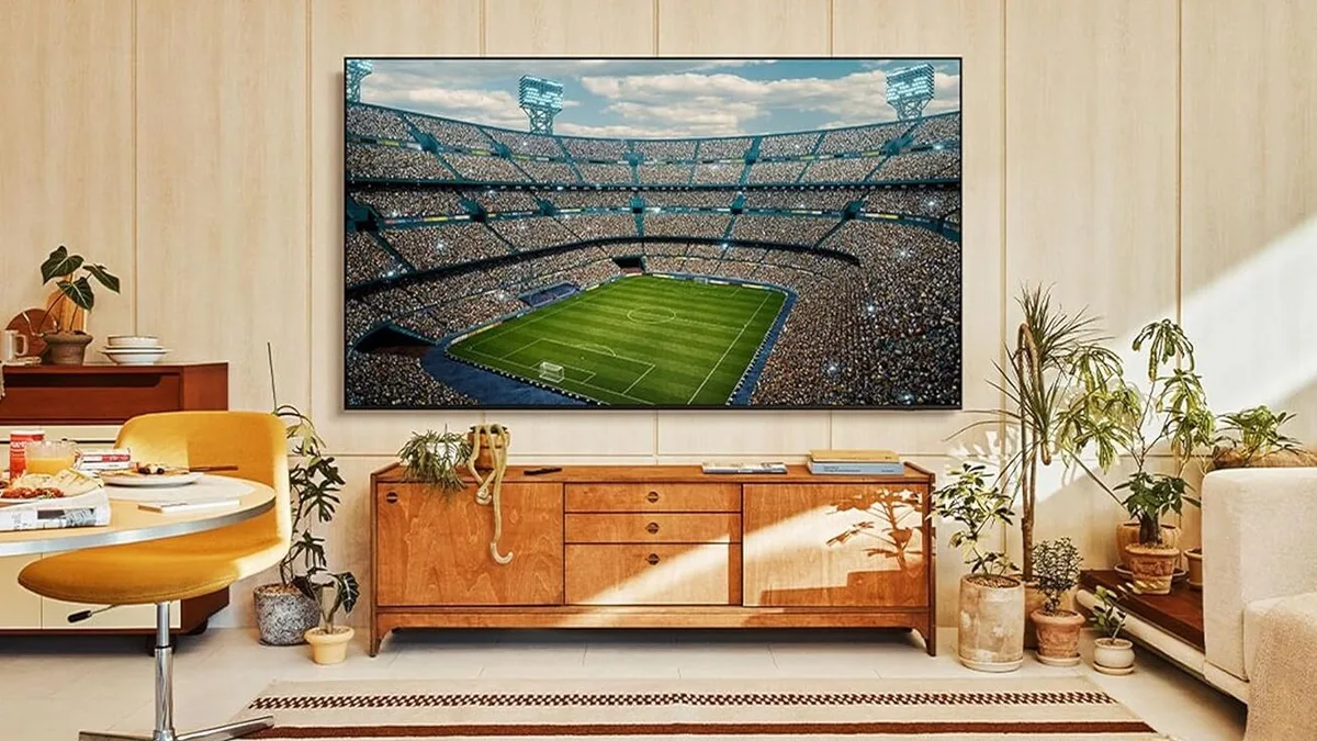 Samsung Crystal UHD 4K 55″ por menos de R$2.600: por que uma TV de 55 polegadas é um ótimo investimento para a sua casa