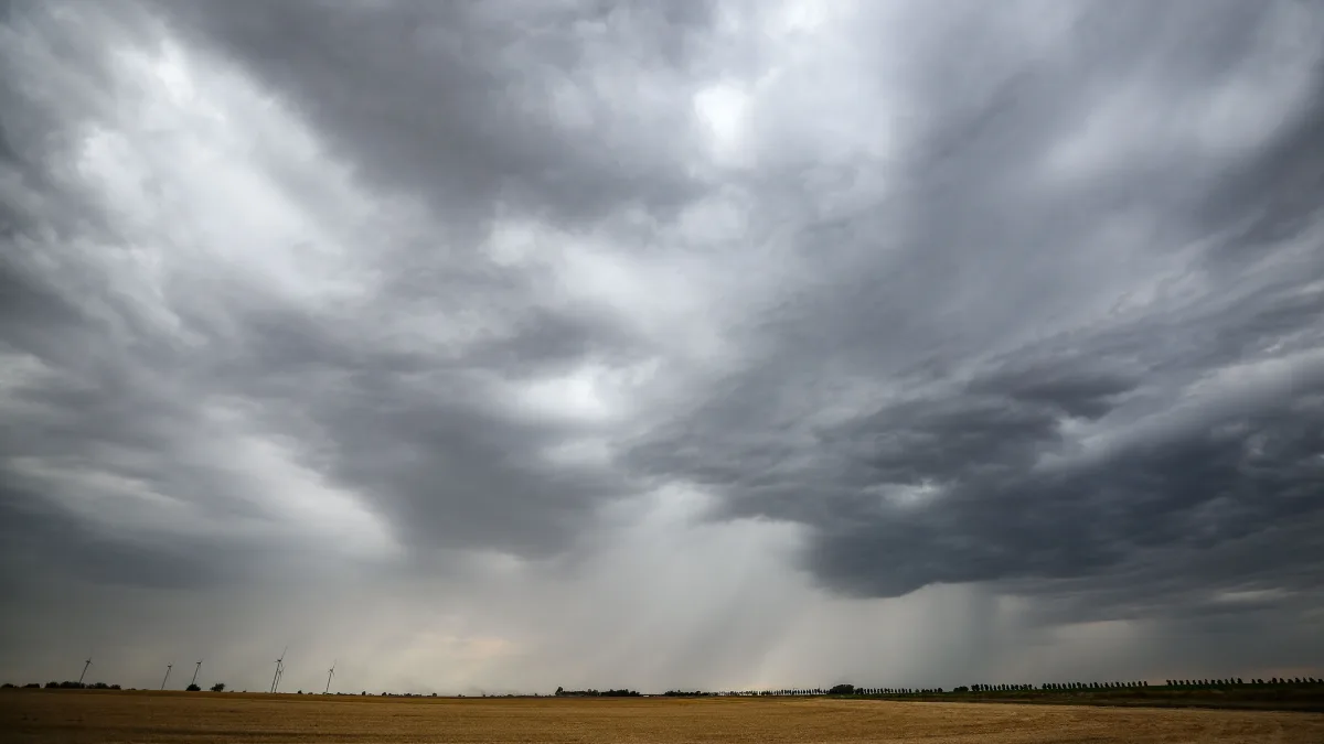 Noch am Donnerstag: Wetterdienst warnt vor kräftigen Gewittern