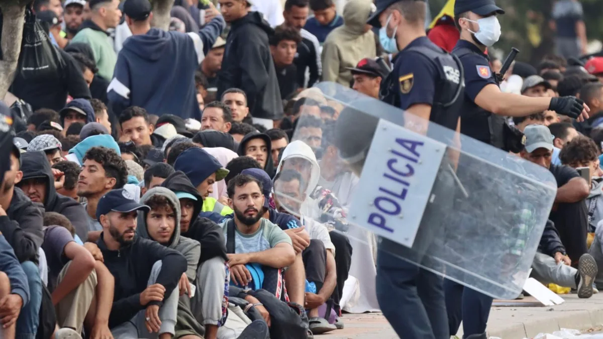 Encuesta: la mayoría de españoles cree a la Policía, aprueba a Vivas y cree que Sánchez oculta información