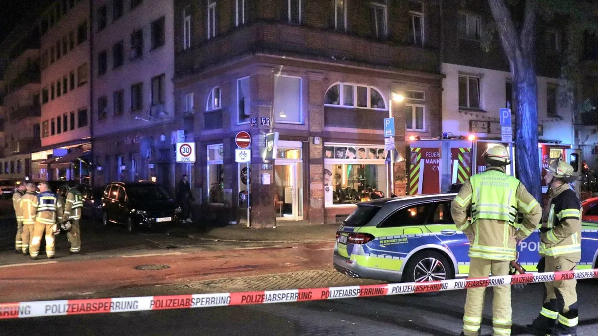 Brände: Einsatzkräfte finden Leiche bei Löscharbeiten in Mannheim