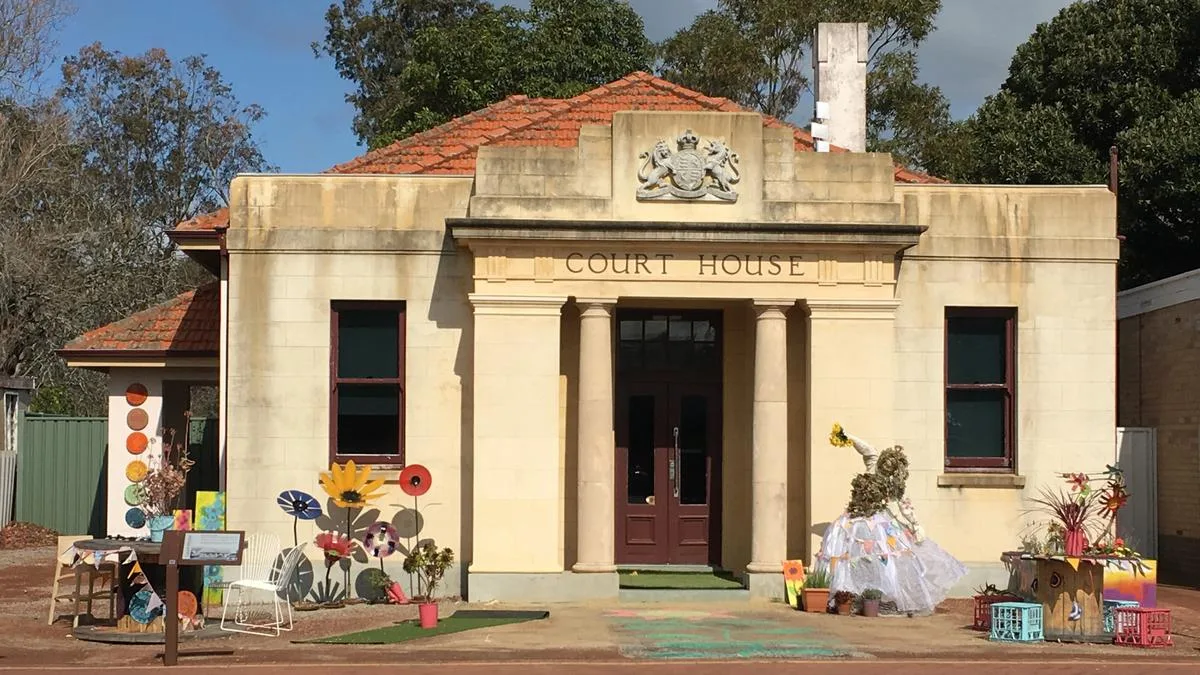 Pinjarra Women’s Centre allowed to stay at Court House after old premises deemed unsafe