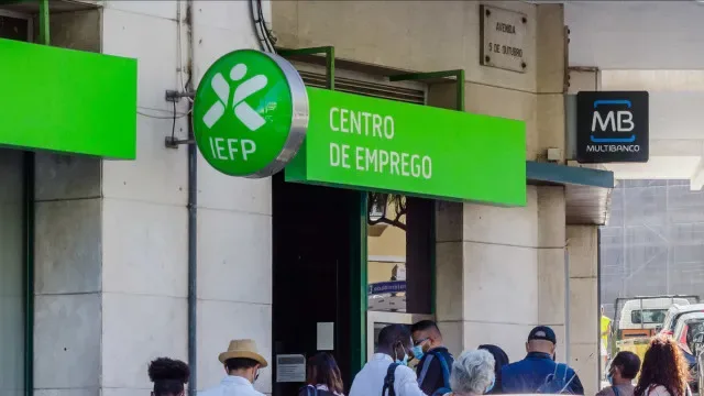 Desemprego inscrito sobe 1,7% após cinco meses consecutivos a cair