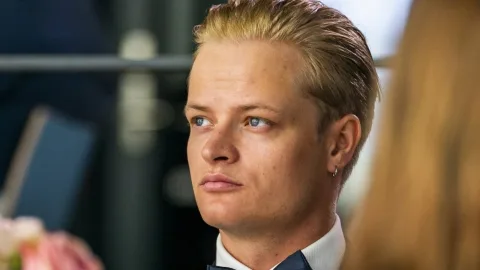 Marius Borg reaparece en el funeral de Harald V antes de afrontar la revisión de su condena