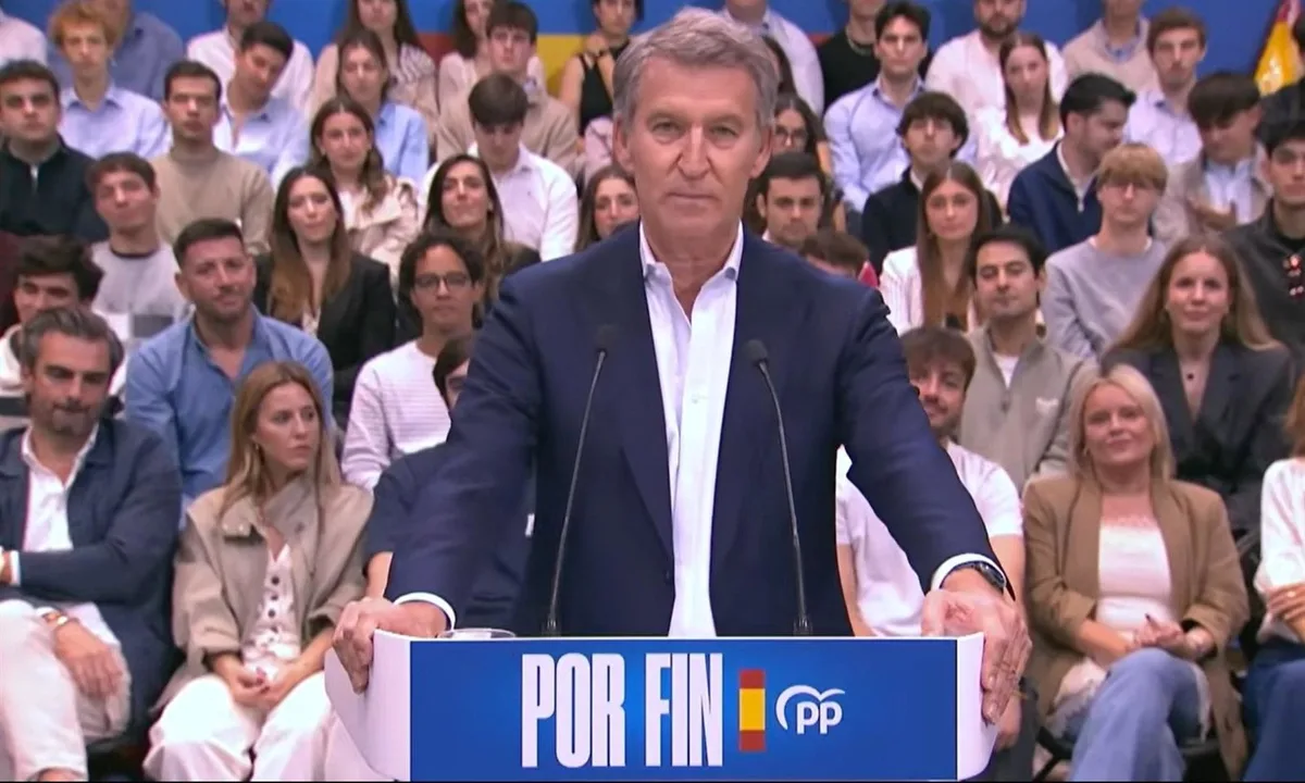 Feijóo promete gobernar "con la verdad por delante" e imprimir a España un "cambio sereno, pero contundente"