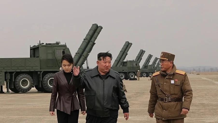 국방부, 여태 부인하더니... “北 핵탑재 가능 방사포 배치”