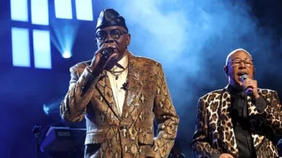 Earth, Wind, & Fire compartilha atualização sobre a saúde do baterista John Paris: ‘Nossa esperança é forte’