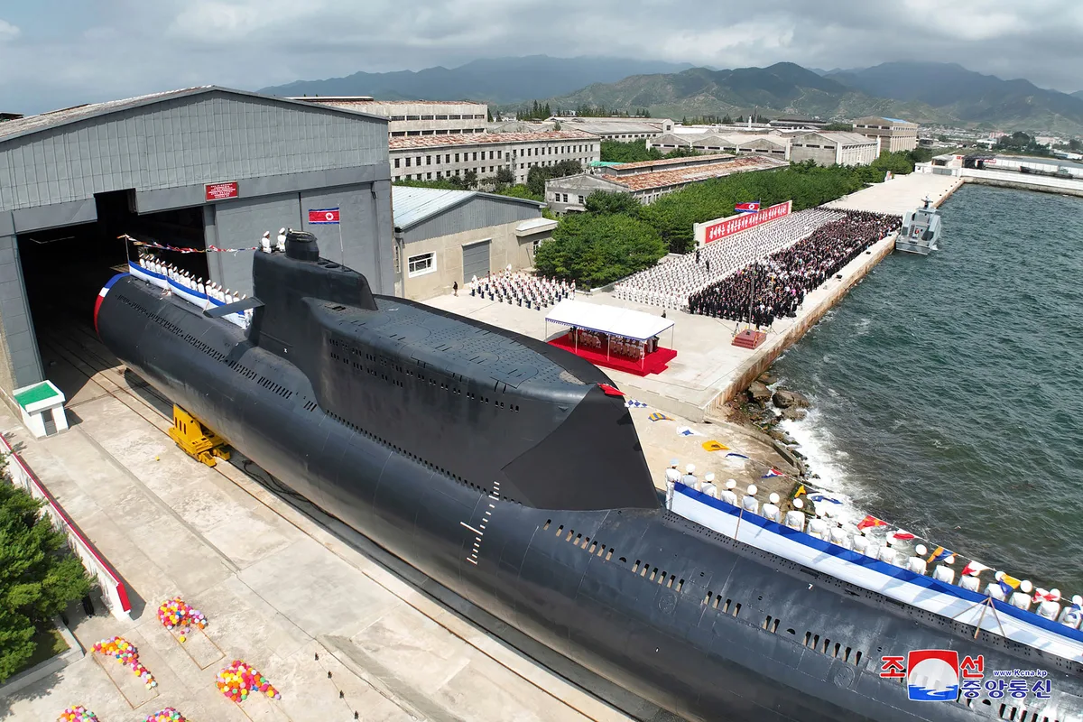 El régimen norcoreano busca avanzar con la tecnología de su arsenal: probó un sistema de torpedos guiados por IA