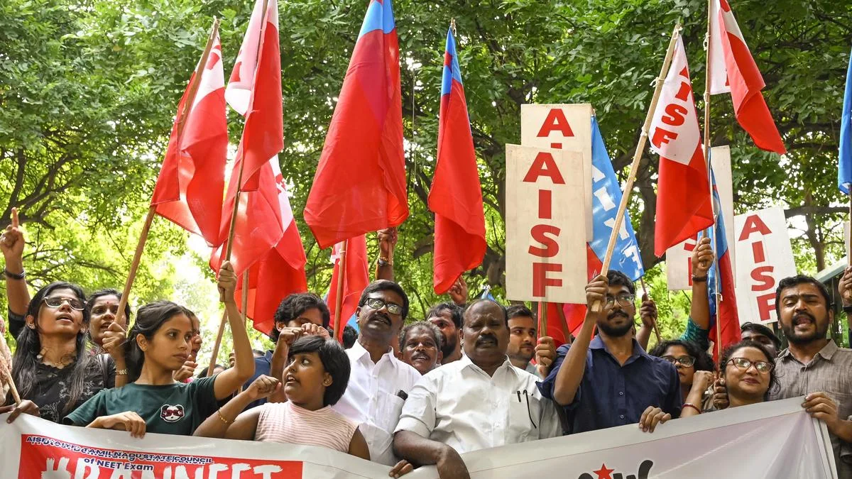 AISF alleges 22 female students travelling to Delhi were detained by Madhya Pradesh police