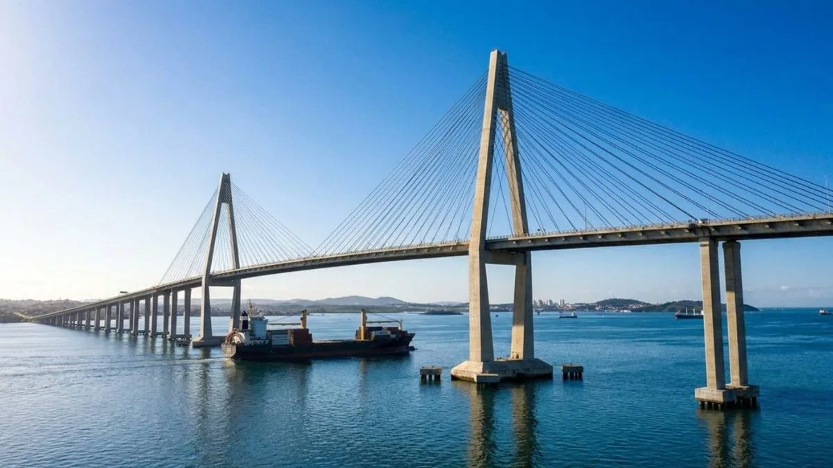 Maior ponte estaiada da América Latina, com 30 km e custo de R$ 12 bilhões, recebe autorização para obras em área equivalente a 196 campos de futebol