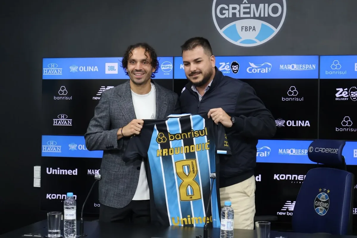 Krovinovic assume camisa 10 de Willian no Grêmio; veja mudanças