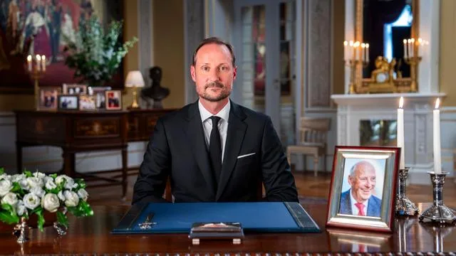 Nach dem Tod von Harald V.: Erste Rede als König: Haakon dankt seinem «Papa»