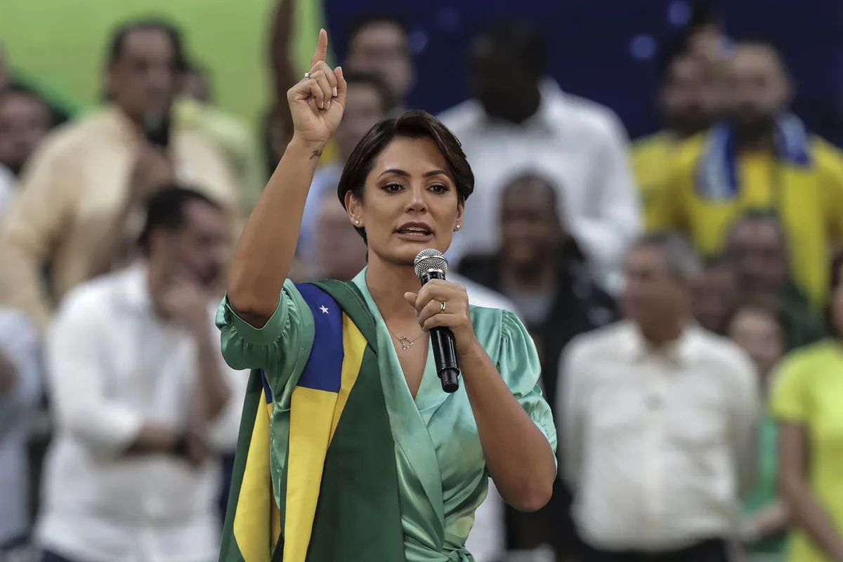 Michelle Bolsonaro consagra protagonismo feminino nas eleições do Distrito Federal