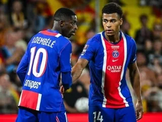 Le PSG a proposé une prolongation de contrat à Désiré Doué et avance sur le dossier Khvicha Kvaratskhelia