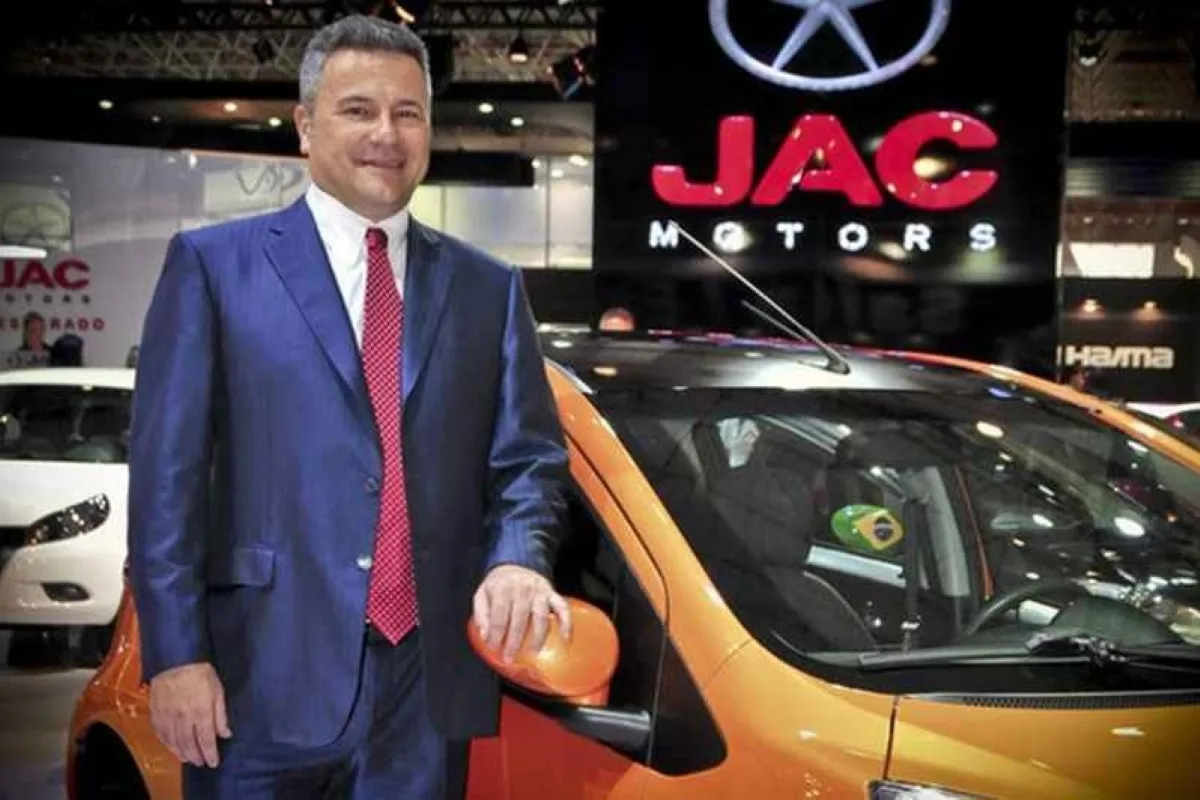 Presidente da JAC Motors deu calote em corretor que vendeu mansão a Vorcaro